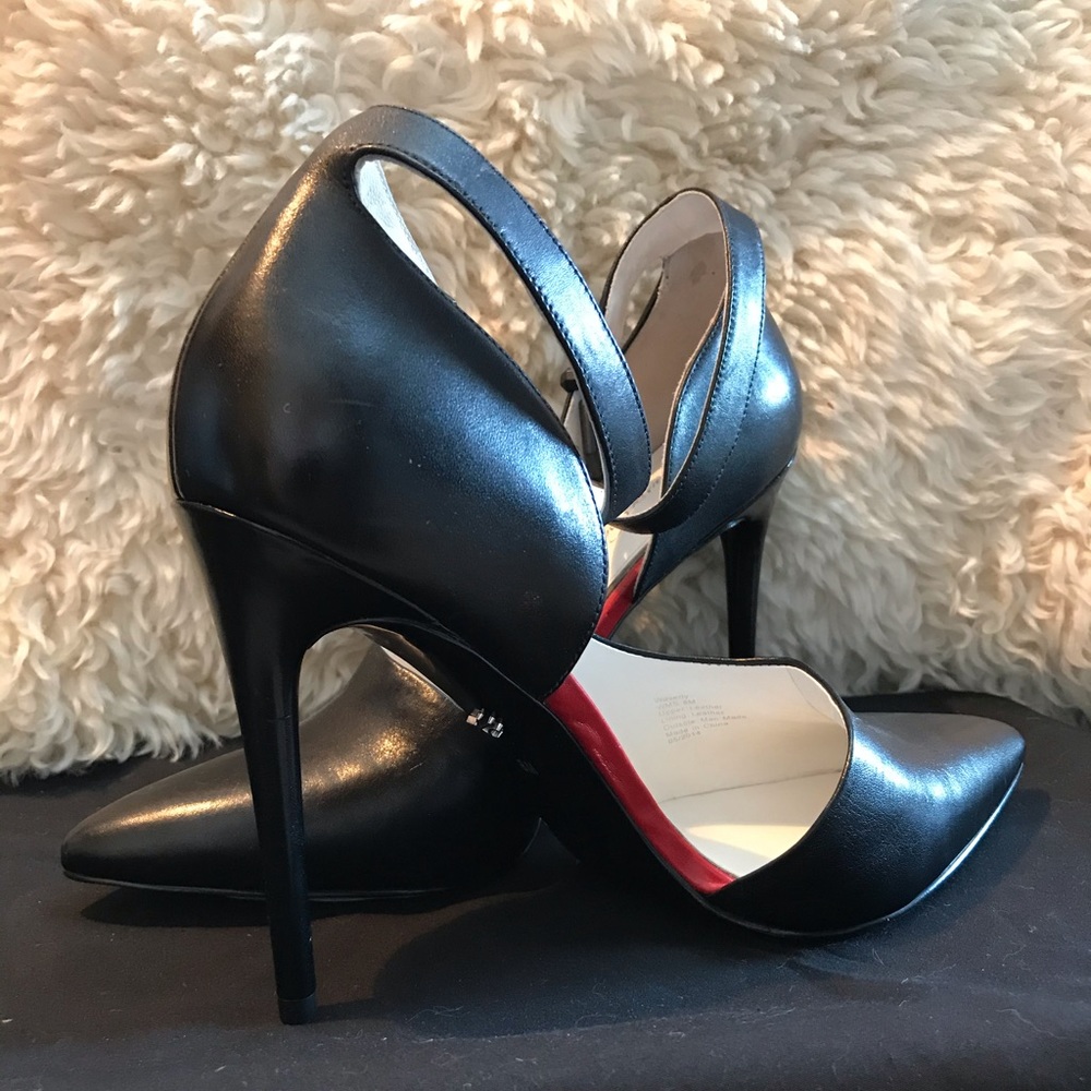 Size 8 Kenneth Cole pumps with ankle strap